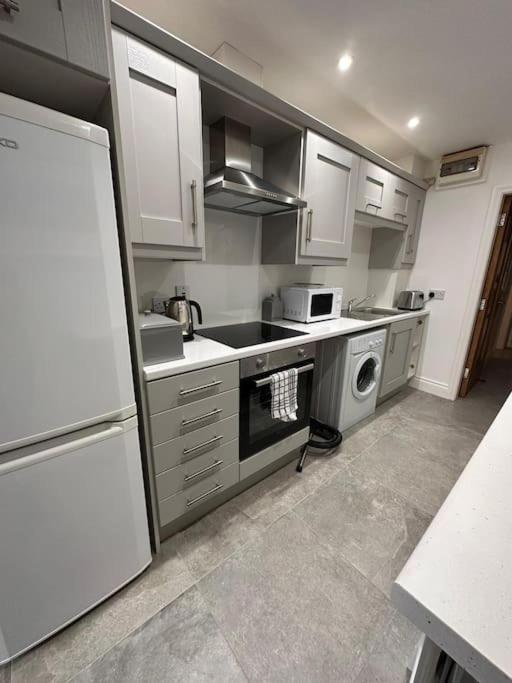 Boutique Style Apartment เบลฟาสต์ ภายนอก รูปภาพ